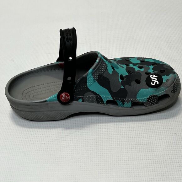 Disney Parks Star Wars Mandalorian Crocs Adult Womens 10 Mens Size 8 Camo Clogs - Picture 4 of 12